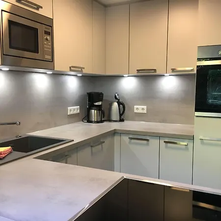 Landhaus-postwiese *