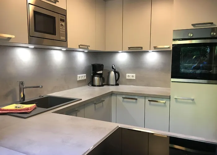 Landhaus-postwiese *